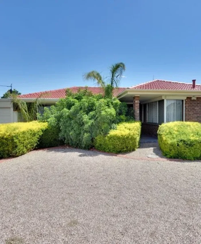252 Milne road, Modbury heights in May 2022 for $555,000