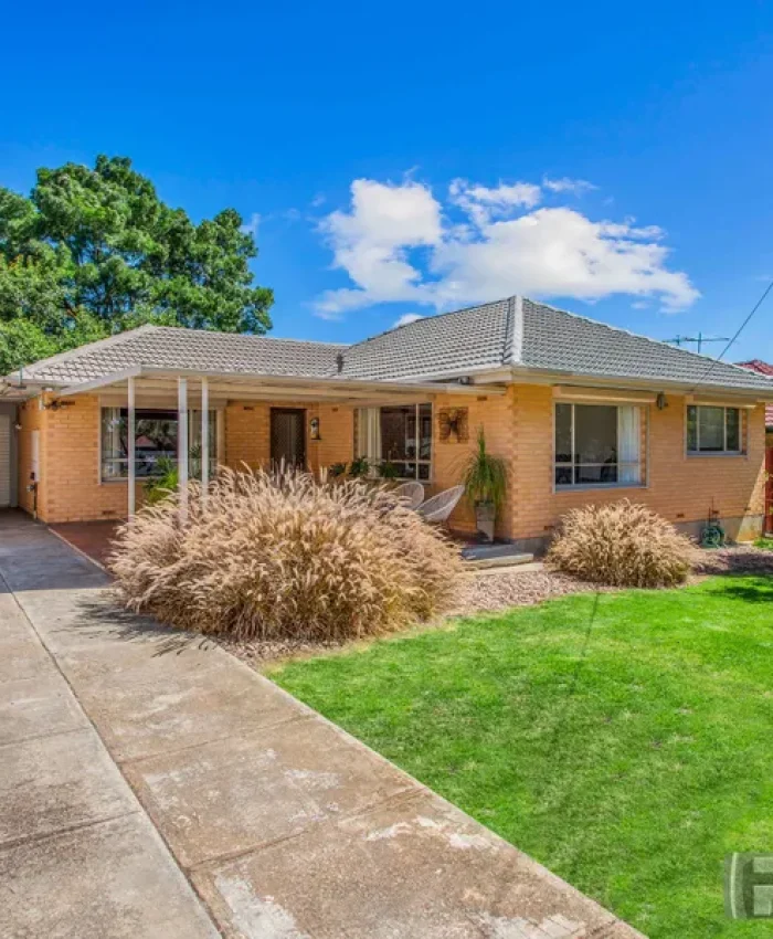 293 Montague road, para vista for $700,000 in June 2025 got contracted