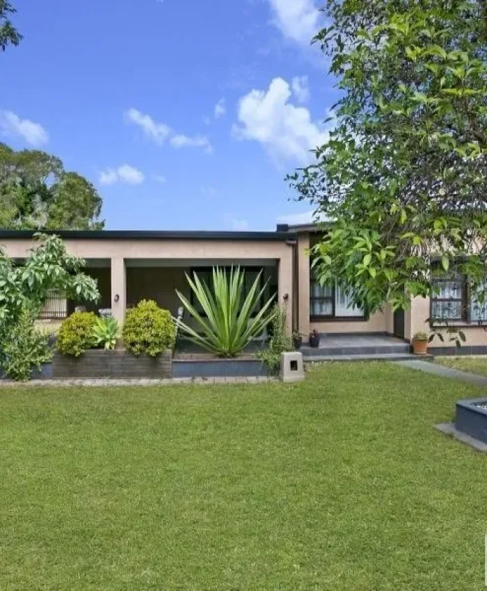 8 Walker Street, Parafield Gardens, SA 5107 Sep 2021 for $502,000